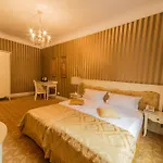 Garden Boutique 3* Posen