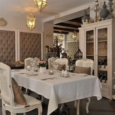 Garden Boutique 3*