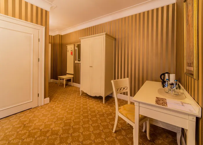 Garden Boutique 3* Познань